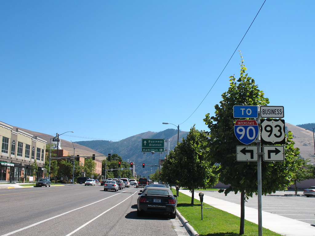 State-named Interstate 90 shield replaced by 2006.