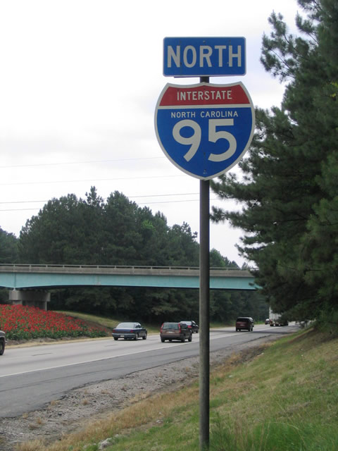 Northbound reassurance marker posted between Exits 138 and 141.