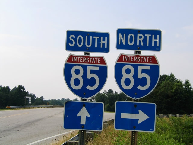 Interstate 85 shield assembly posted at the U.S. 1 & 401 interchange (Exit 233) near Norlina and the Virginia state line.