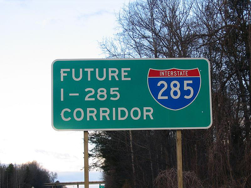 Future Interstate 285 corridor sign posted near Lexington.