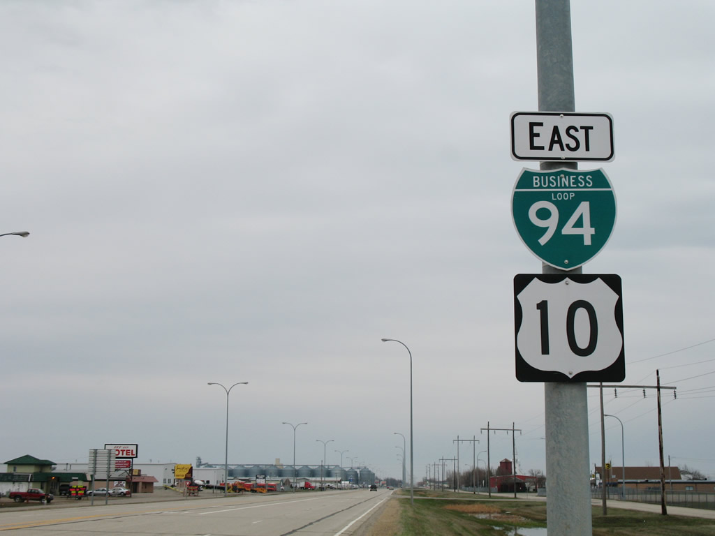 First eastbound Business Loop Interstate 94 and U.S. 10 reassurance shields.