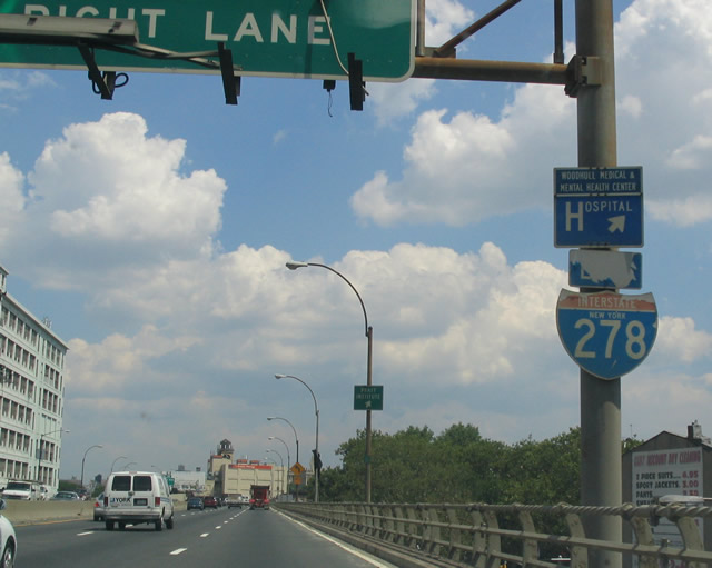 Ahead of Exit 30 (Flushing Street) on the BQE eastbound.