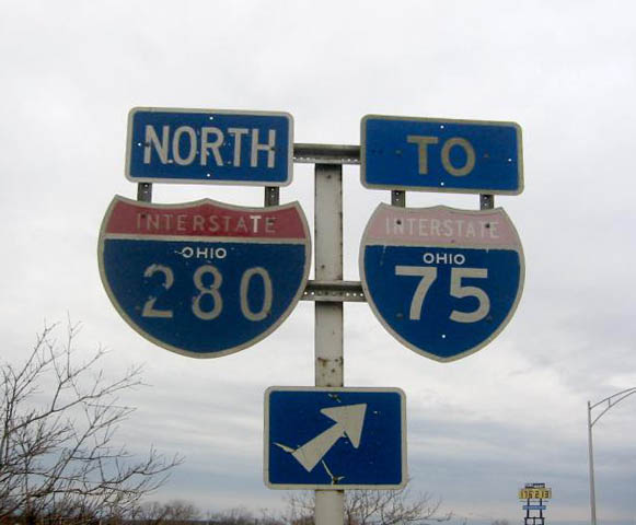 On the exit ramp from the toll booths at the Ohio Turnpike I-80/90 Exit #71 (Old Exit 5) in Perrysburg (Stony Ridge).