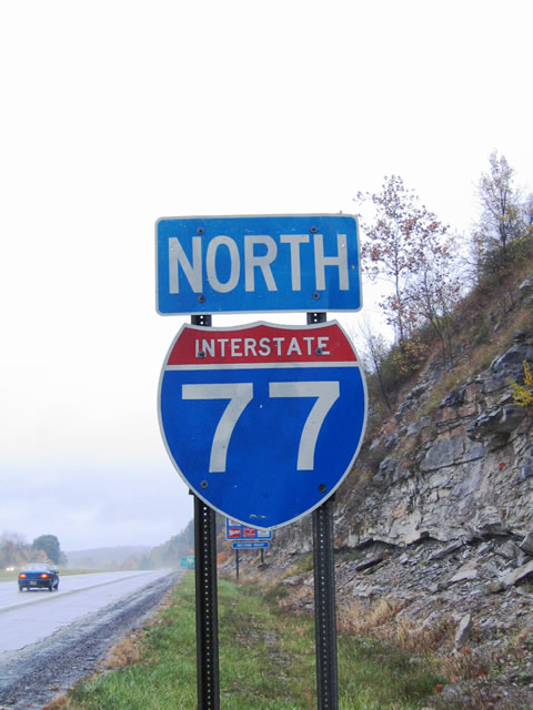 Northbound mainline after Interstate 70 at Cambridge.