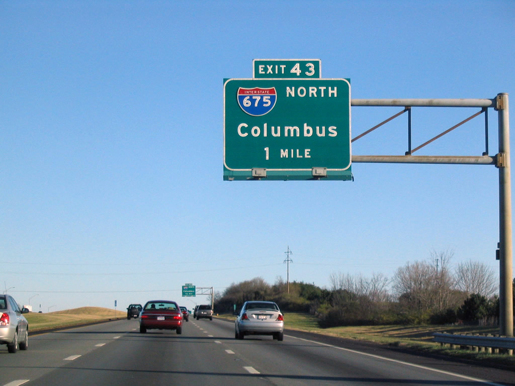 Northbound Interstate 75 approaching Junction Interstate 675.