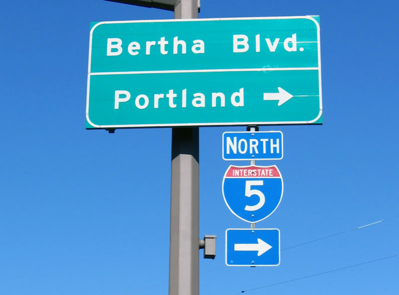 Traiblazer to northbound Interstate 5 as seen from northbound Oregon 99W/Barbur Boulevard at Bertha Boulevard in Portland.