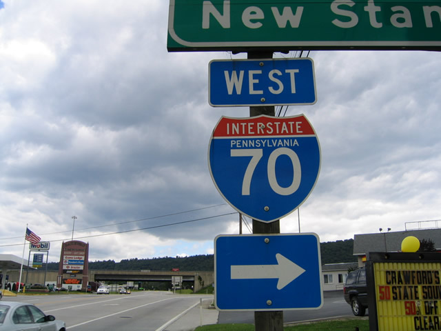 U.S. 30 eastbound and "To Interstate 70" westbound in Breezewood, where Interstate 70 follows the surface street.