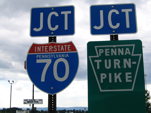 U.S. 30 westbound approaching Interstate 70-76/Pennsylvania Turnpike in Breezewood.