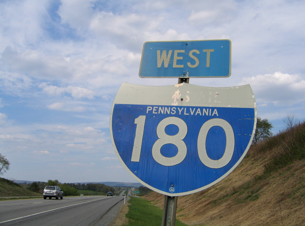 McEwensville - northbound mainline shield posted between Exits 1 and 5.