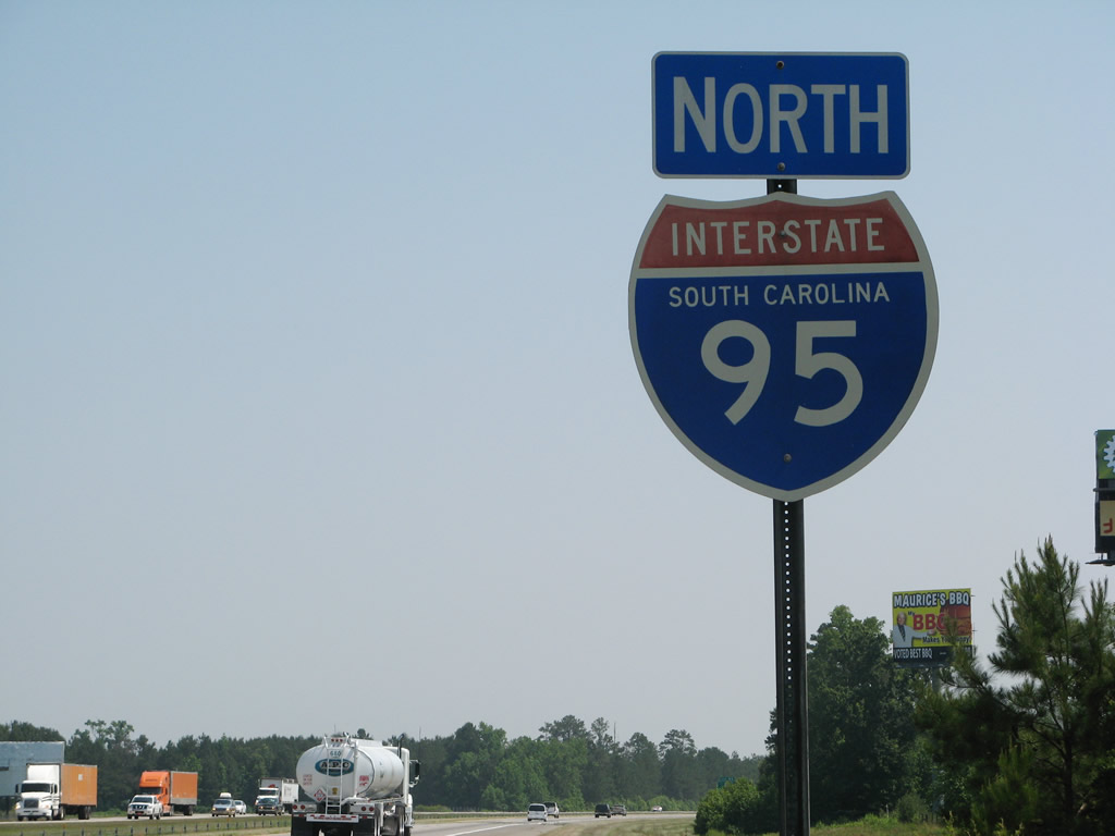 Rare 1972 specification Interstate 95 north shield after Exit 90 (Junction U.S. 176) and before Exit 93, Junction U.S. 15.  First