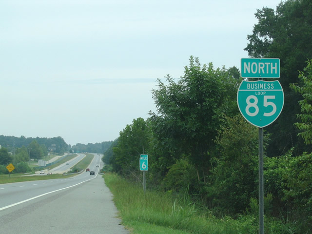 Reassurance shield on northbound Business Loop I-85 freeway after Exit 6, Junction South Carolina 9 and before Exit 7, Road 191/Bryant Road near Spartanburg.