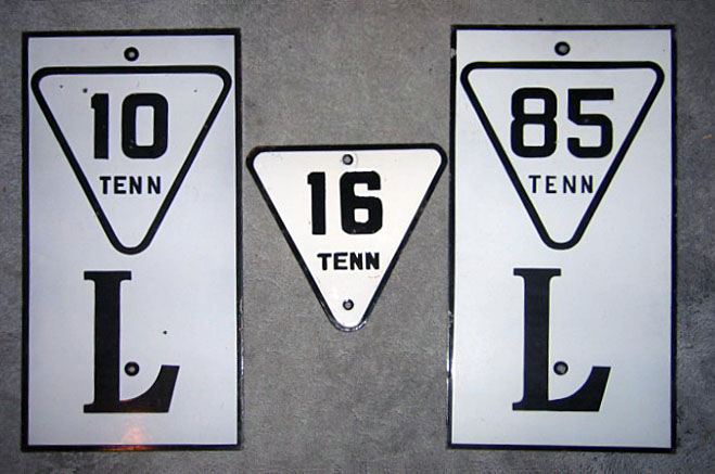 1910s highway marker.