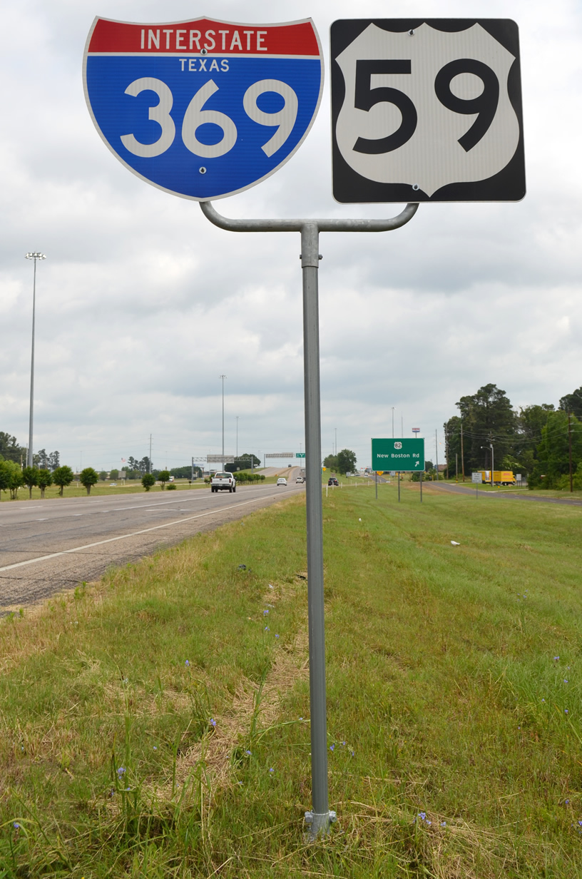 Interstate 369 and U.S. 59 north between the Westlawn Drive and U.S. 82 interchanges in Texarkana.
