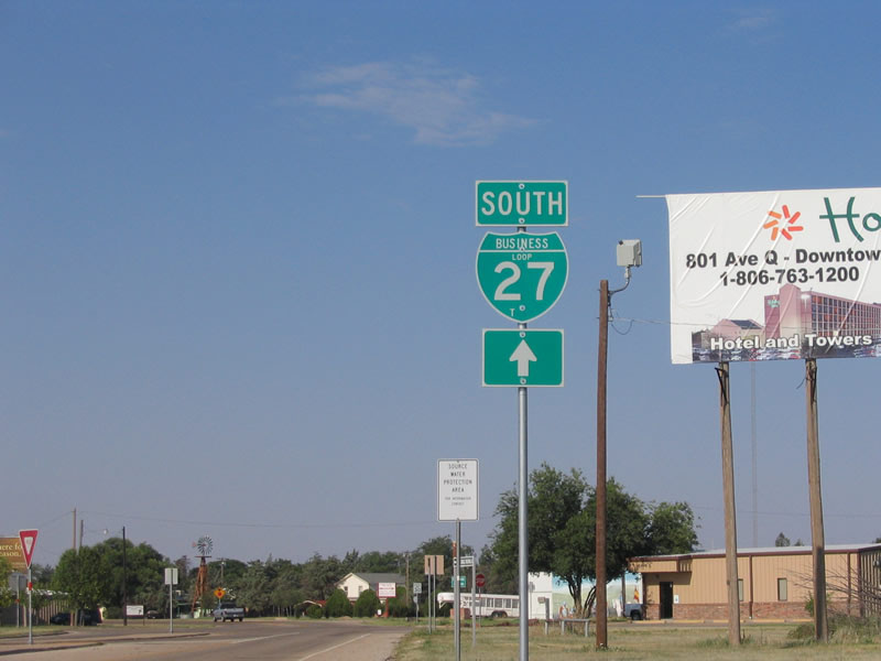 Southbound Business Loop I-27T/Main Street in Hale Center.