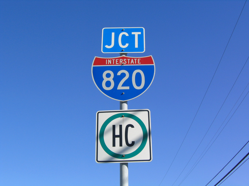 Texas Farm to Market Route 1220 southbound approaching Interstate 820 (Exit 10B).