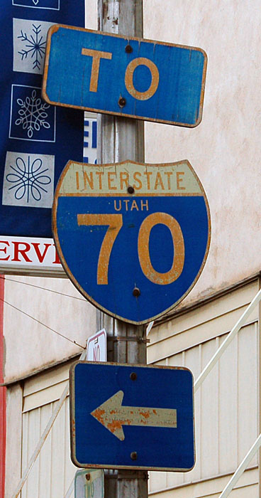 This sign was in Salina, and was one of the very last state-named interstate shields in the state.