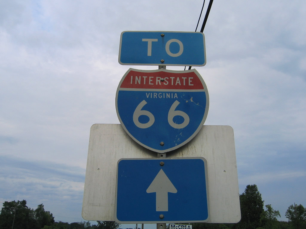 Trailblazer posted along U.S. 15 & 29 northbound on the approach to Virginia 215.