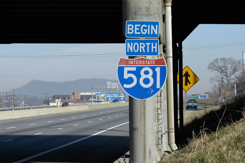 Begin Interstate 581 on northbound U.S. 220, Roanoke.