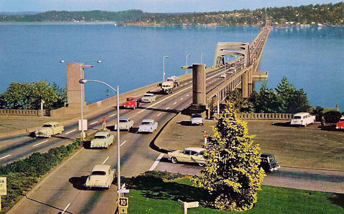 Postcard scan courtesy of Michael Summa.