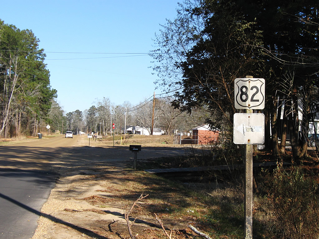 Alabama U.S. Highway 82 sign.