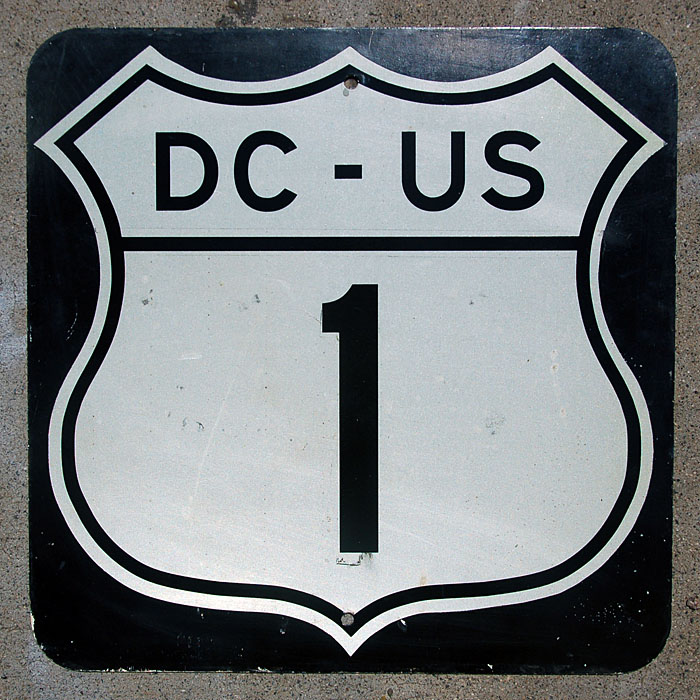 District of Columbia U.S. Highway 1 sign.