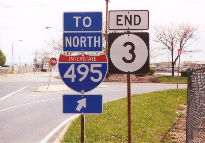 Delaware interstate 495 sign.
