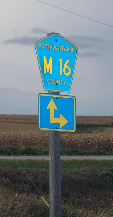 Iowa Pottawattamie County route M16 sign.