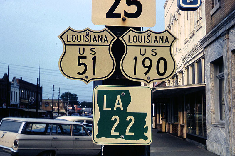 Louisiana - State Highway 22, U.S. Highway 190, and U.S. Highway 51 sign.