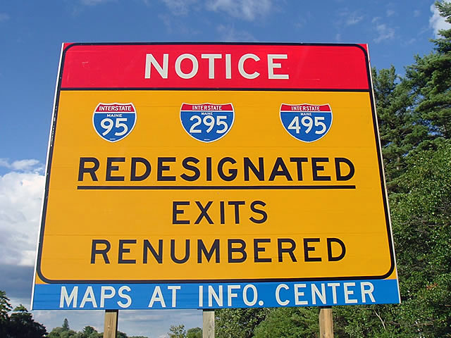 Maine - Interstate 495, Interstate 295, and Interstate 95 sign.