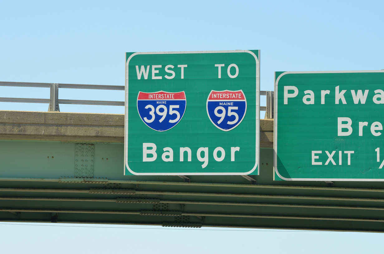 Maine - Interstate 95 and Interstate 395 sign.