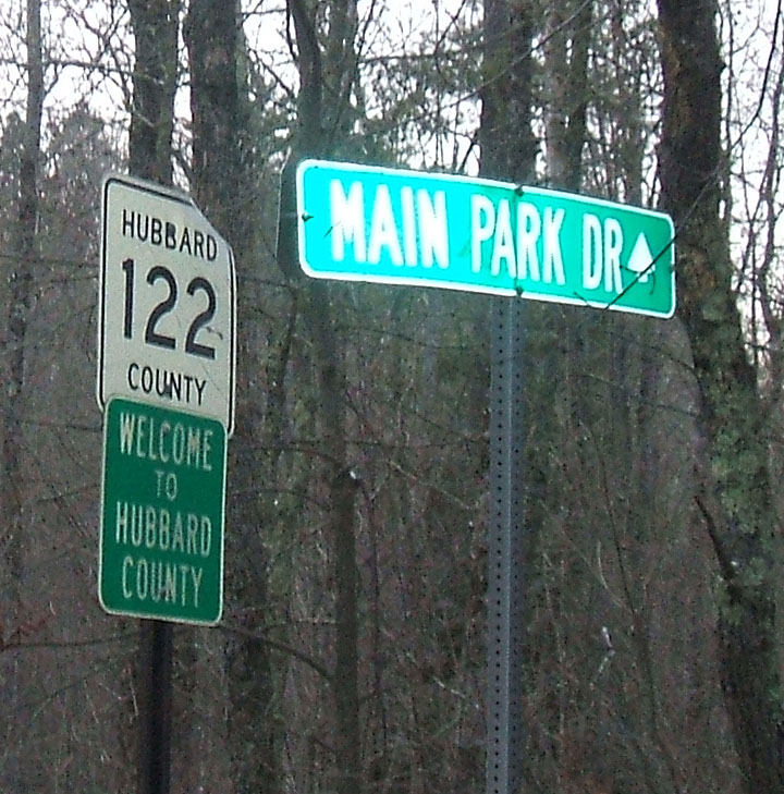 Minnesota Hubbard County route 122 sign.