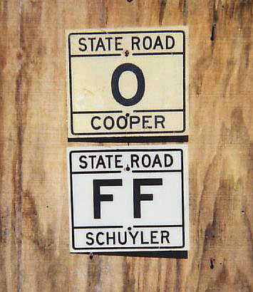 Missouri - state secondary highway FF and state secondary highway O sign.