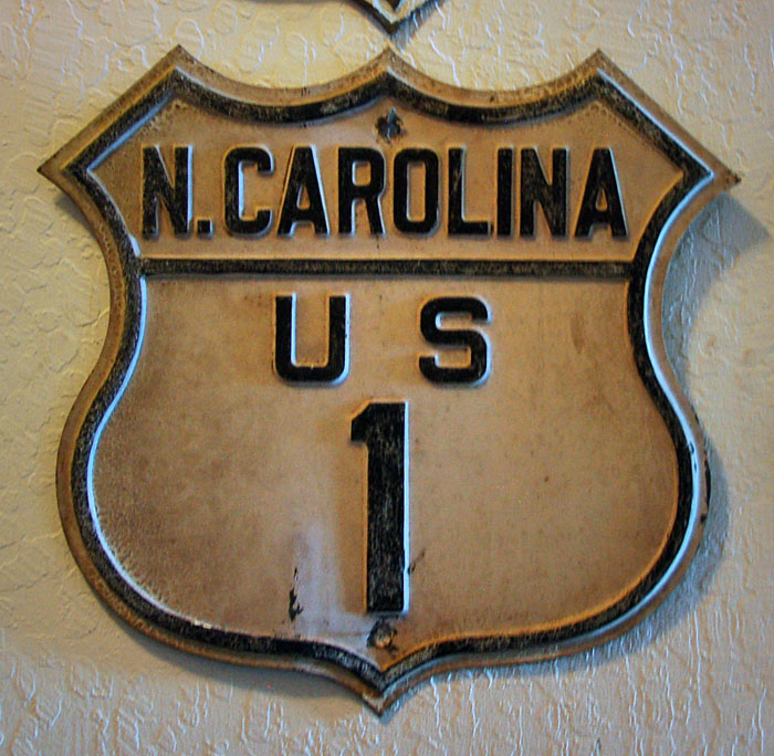 North Carolina U.S. Highway 1 sign.