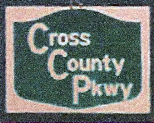 New York Cross County Parkway sign.