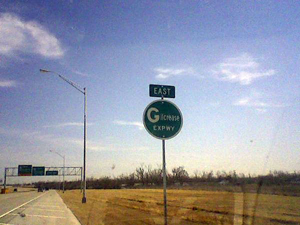 Oklahoma Gilcrease Expressway sign.