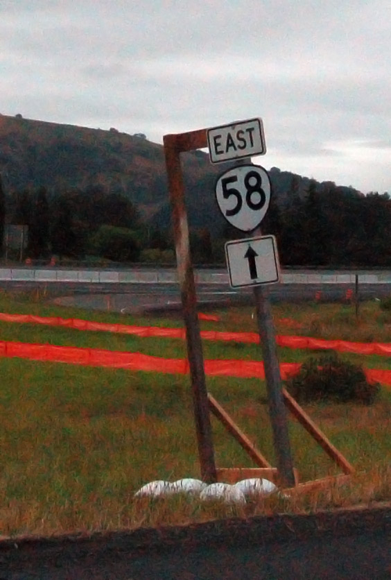 Oregon State Highway 58 sign.
