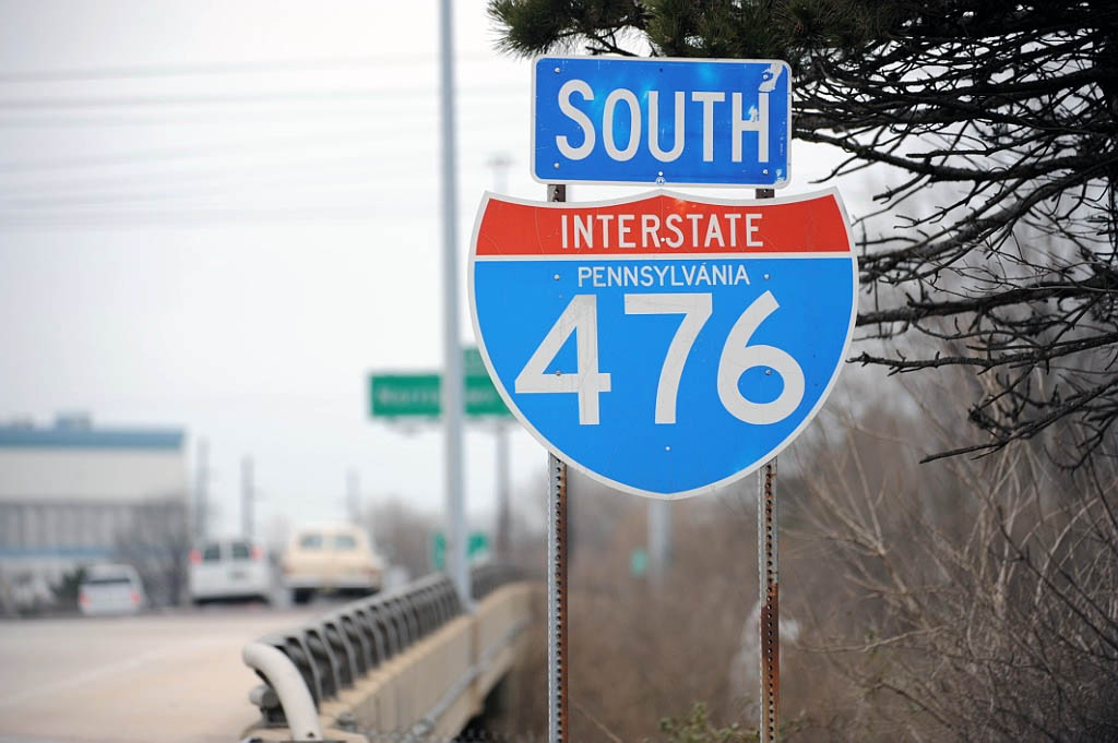 Pennsylvania Interstate 476 sign.