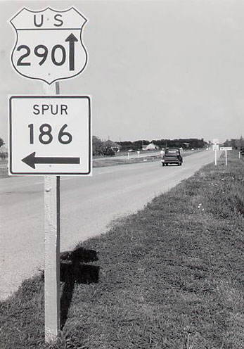 Texas - state spur road 186 and U.S. Highway 290 sign.