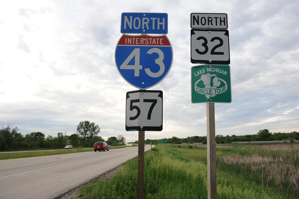 Wisconsin - Interstate 43, Lake Michigan Circle Tour, State Highway 32, and State Highway 57 sign.