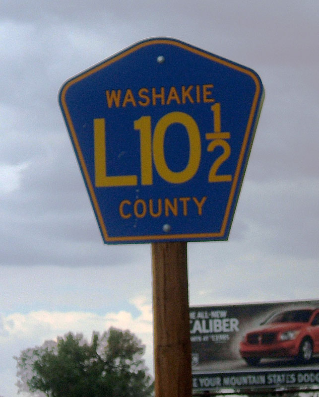 Wyoming Washakie County route L10 1/2 sign.