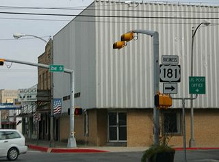 BU 181-G (notice the change in designator) travels south along 2nd street, at the next intersection, to meet US 181 on the south side of Kenedy.