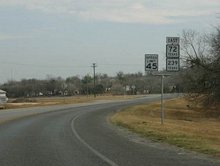 Departing Kenedy, SH 72 and SH 239 continue their short overlap.