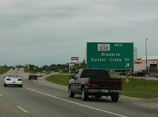 Texas 332 splits with Texas 288 north at Oyster Creek Drive and the Brazos Mall in west Lake Jackson. Texas 332 continues west to Brazoria and Texas 36. Oyster Creek Drive heads east through Lake Jackson to Brazosport College.