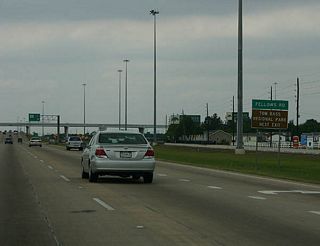 Use Texas Beltway 8, the frontage road system of Texas Toll 8, east to Fellows Road and Tom Bass Regional Park. Fellows Road continues Scott Street south from the toll road to the park and Cullen Boulevard to the east.