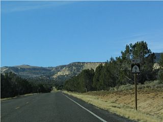 This is the last shield along westbound Utah 9 before entering Zion National Park.