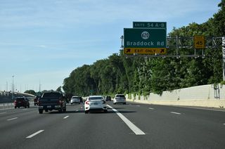 Two lanes separate from the I-495 southbound mainline for Braddock Road. Braddock Road leads east to Lincolnia and west to Fairfax Station and SR 659 (Union Mill Road) near Centreville.