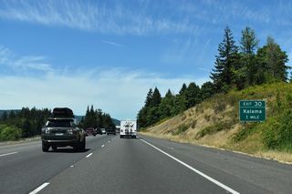 Similar to Woodland, a split diamond interchange with long frontage roads connect Interstate 5 with the city of Kalama at Exit 30.