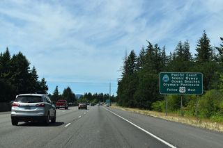 U.S. 101 heads north from U.S. 12 and Aberdeen to the Olympic Peninsula and south to Raymond and Astoria, Oregon.