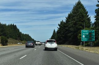 Travel times provided for SR 512, the freeway bypassing Tacoma, and the Tacoma city center.