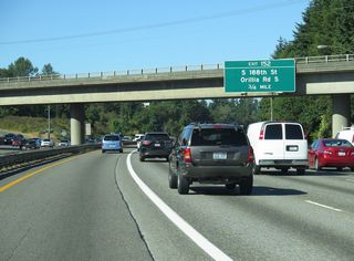 Orilla Road stems north from S 212th Street at Kent to meet Interstate 5 at a diamond interchange (Exit 152) opposite from S 188th Street.